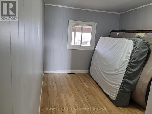 819 Buttermilk Falls Road, Greater Napanee, ON - Indoor Photo Showing Bedroom