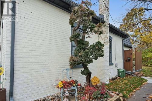 10 Mcclary Avenue, London, ON - Outdoor With Exterior