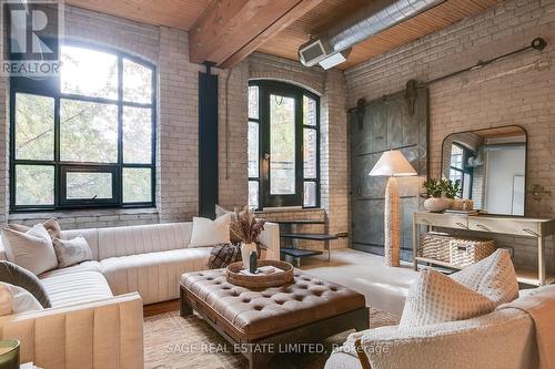 229 - 68 Broadview Avenue, Toronto, ON - Indoor Photo Showing Living Room