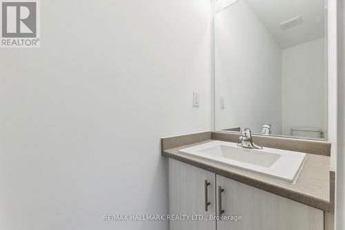 219 Monarch Avenue, Ajax, ON - Indoor Photo Showing Bathroom