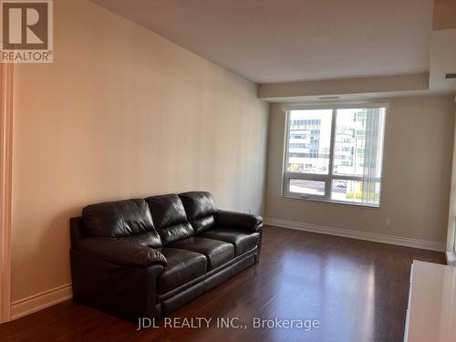 208 - 60 South Town Centre Boulevard, Markham, ON - Indoor Photo Showing Living Room