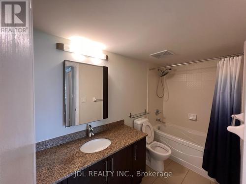 208 - 60 South Town Centre Boulevard, Markham, ON - Indoor Photo Showing Bathroom