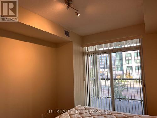 208 - 60 South Town Centre Boulevard, Markham, ON - Indoor Photo Showing Bedroom