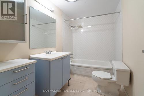 6127 Cheega Court, Mississauga, ON - Indoor Photo Showing Bathroom