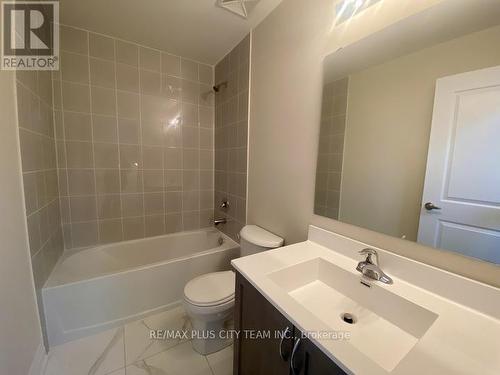 116 - 1565 Rose Way, Milton, ON - Indoor Photo Showing Bathroom