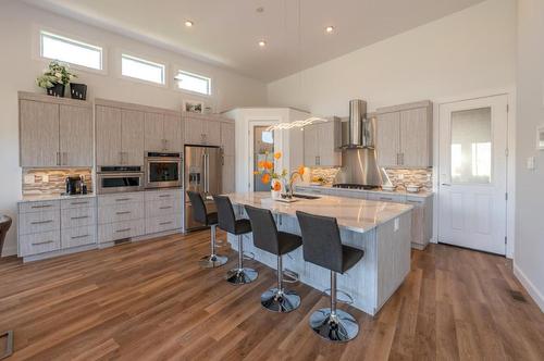 209 Ricard Place, Okanagan Falls, BC - Indoor Photo Showing Kitchen With Upgraded Kitchen