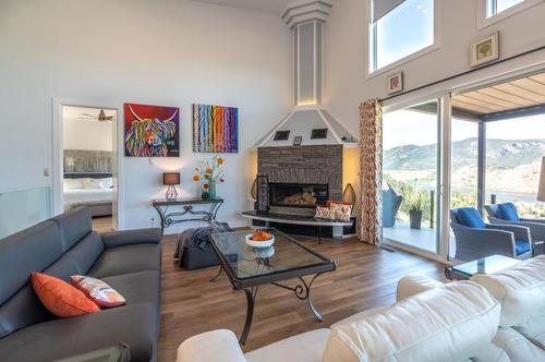 209 Ricard Place, Okanagan Falls, BC - Indoor Photo Showing Living Room With Fireplace