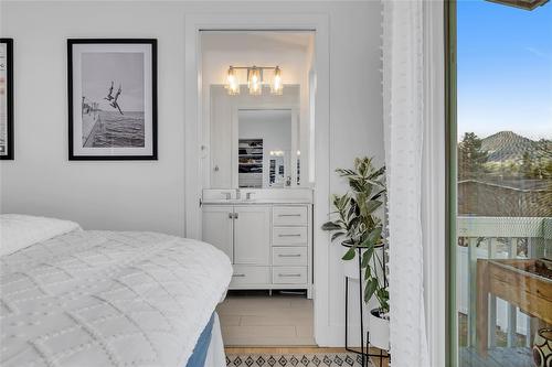 1361 Lambly Place, Kelowna, BC - Indoor Photo Showing Bedroom