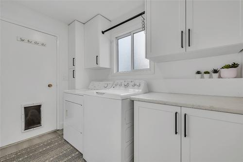 1361 Lambly Place, Kelowna, BC - Indoor Photo Showing Laundry Room