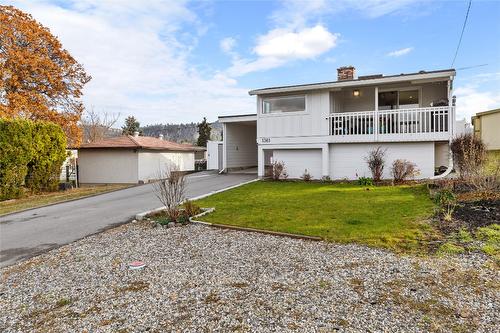 1361 Lambly Place, Kelowna, BC - Outdoor