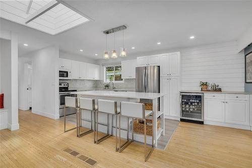 1361 Lambly Place, Kelowna, BC - Indoor Photo Showing Kitchen With Upgraded Kitchen