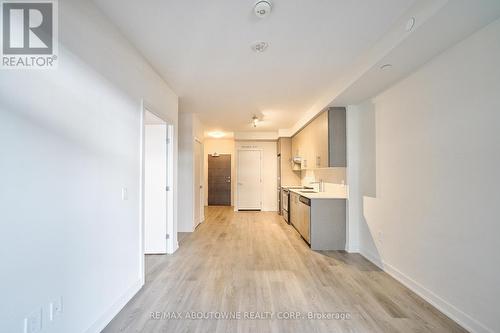 1207 - 212 King William Street, Hamilton, ON - Indoor Photo Showing Kitchen