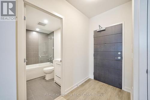 1207 - 212 King William Street, Hamilton, ON - Indoor Photo Showing Bathroom