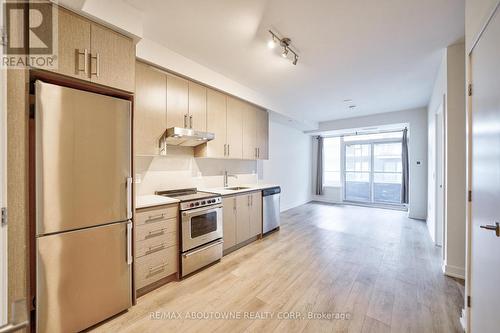 1207 - 212 King William Street, Hamilton, ON - Indoor Photo Showing Kitchen