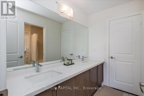 167 Inverness Way, Bradford West Gwillimbury, ON - Indoor Photo Showing Bathroom