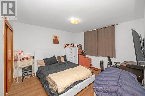 51 Robroy Avenue, Hamilton, ON - Indoor Photo Showing Bedroom