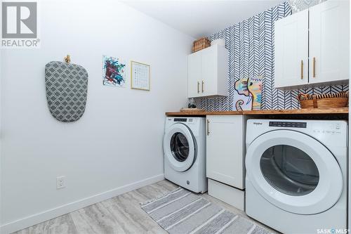 822 Childers Rise, Saskatoon, SK - Indoor Photo Showing Laundry Room