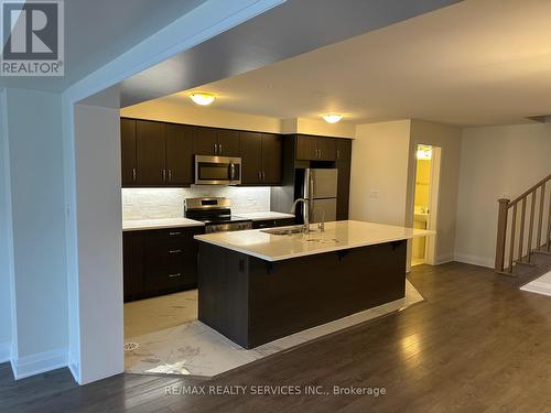 534 Allport Gate, Milton, ON - Indoor Photo Showing Kitchen