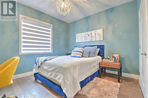 325 Lakewood Crescent, Tecumseh, ON - Indoor Photo Showing Bedroom