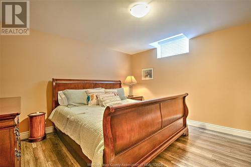 325 Lakewood Crescent, Tecumseh, ON - Indoor Photo Showing Bedroom