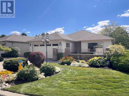 nicely landscaped community - 2365 Stillingfleet Road Unit# 10, Kelowna, BC - Outdoor With Deck Patio Veranda