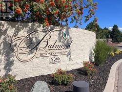 style Balmoral Resort Community in the heart of Kelowna - 