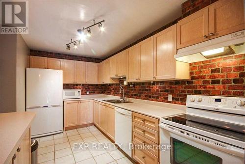 76 - 2670 Battleford Road, Mississauga, ON - Indoor Photo Showing Kitchen