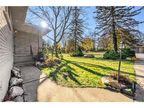 1864 Lakeland Avenue, Sarnia, ON 