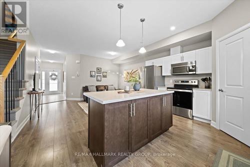 54 Vimy Ridge Crescent N, Arnprior, ON - Indoor Photo Showing Kitchen With Upgraded Kitchen