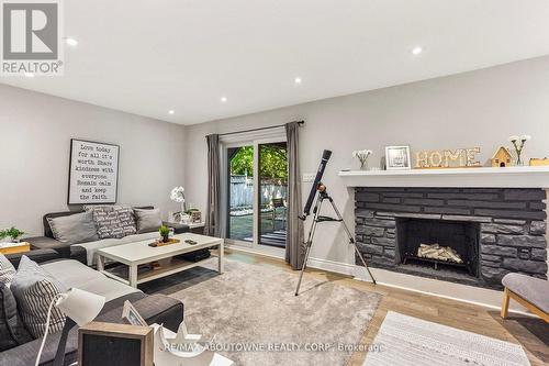 1230 Wood Place, Oakville, ON - Indoor Photo Showing Living Room With Fireplace