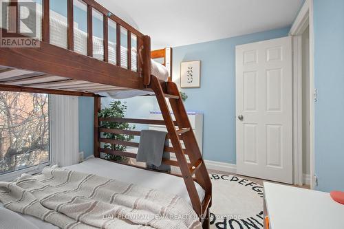 68 Third Avenue, Oshawa, ON - Indoor Photo Showing Bedroom