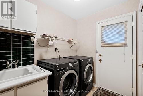 55 Goldberry Square, Toronto (Centennial Scarborough), ON - Indoor Photo Showing Laundry Room