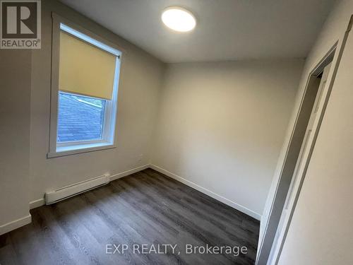 328 Melvin Avenue, Greater Sudbury, ON - Indoor Photo Showing Other Room