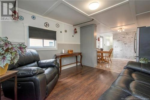 325 Colin Avenue, Saint John, NB - Indoor Photo Showing Living Room