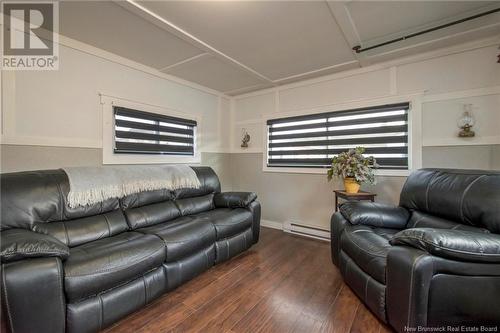 325 Colin Avenue, Saint John, NB - Indoor Photo Showing Living Room