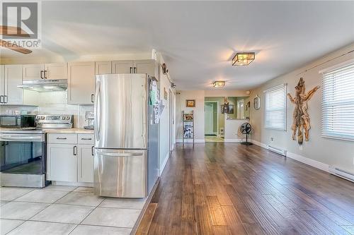 38 B Arthur Avenue, Warren, ON - Indoor Photo Showing Kitchen