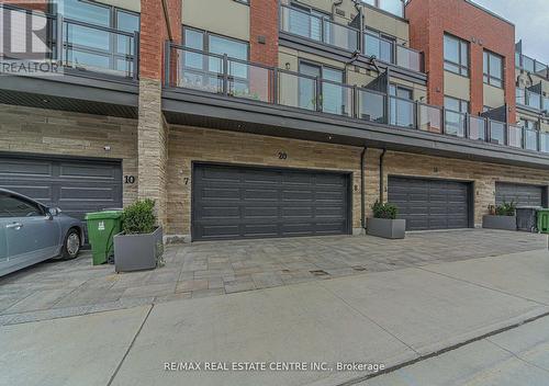 8 - 20 Woodstream Drive, Toronto, ON - Outdoor