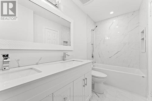 31 York Hill Boulevard, Vaughan, ON - Indoor Photo Showing Bathroom