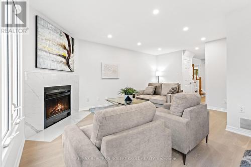 31 York Hill Boulevard, Vaughan, ON - Indoor Photo Showing Living Room With Fireplace