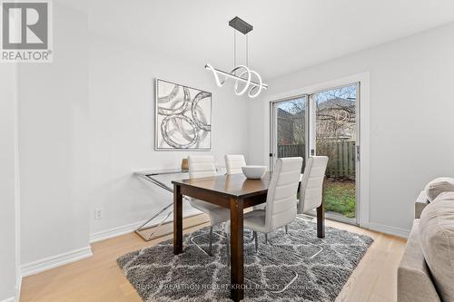 31 York Hill Boulevard, Vaughan, ON - Indoor Photo Showing Dining Room