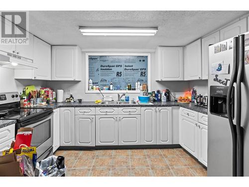 In-law Suite - 3298 Upper Mcleod Road, Armstrong, BC - Indoor Photo Showing Kitchen With Double Sink