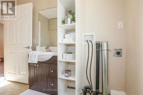 4 Mildred Avenue, St. Catharines, ON - Indoor Photo Showing Bathroom