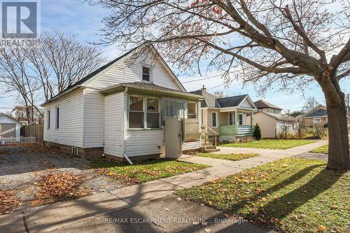 4 Mildred Avenue, St. Catharines, ON - Outdoor