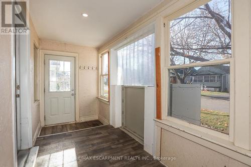 4 Mildred Avenue, St. Catharines, ON - Indoor Photo Showing Other Room