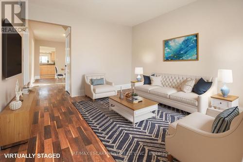 4 Mildred Avenue, St. Catharines, ON - Indoor Photo Showing Living Room