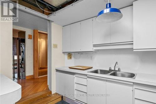 1602 - 185 Ontario Street, Kingston (Central City East), ON - Indoor Photo Showing Kitchen With Double Sink