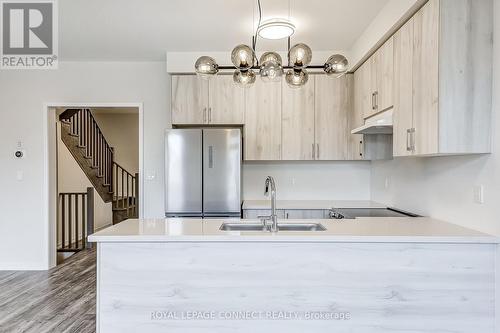 2088 Cayenne Street, Oshawa, ON - Indoor Photo Showing Kitchen