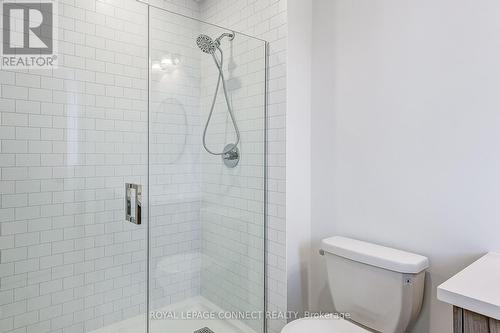 2088 Cayenne Street, Oshawa, ON - Indoor Photo Showing Bathroom