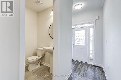 2088 Cayenne Street, Oshawa, ON - Indoor Photo Showing Bathroom