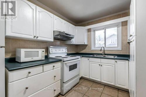 196 Ross Street E, Welland, ON - Indoor Photo Showing Kitchen With Double Sink